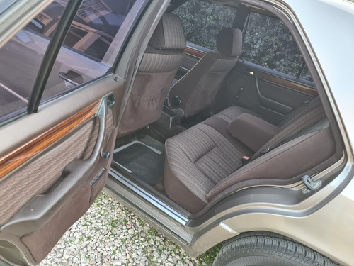 Imagen 5 de 15 de Mercedes-benz 200 2.0 E 1990