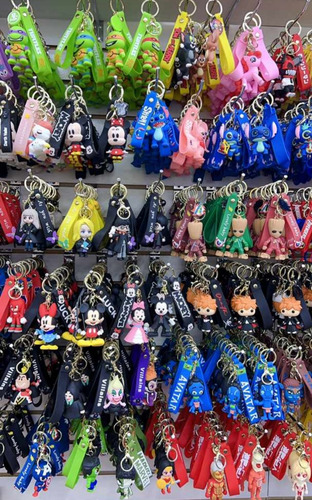 Imagen 7 de 8 de Llaveros De Stitch Goma Muñecos Al Mayor 12 Unidades