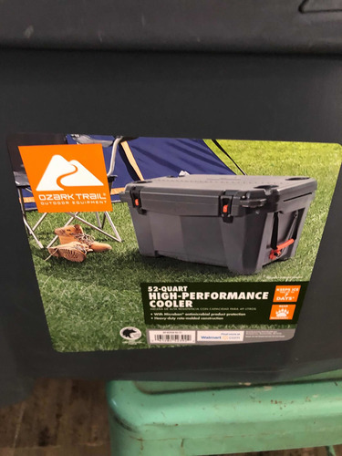 Hielera Ozark Trail 52qt (grande) De Uso Ruso Rotomoldeada (Usado)