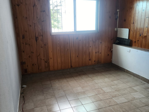 Alquiler De Casa Dueño Directo 450 M2 - San Isidro - 6 Amb Con Patio, Jardin, Garage, Parrilla