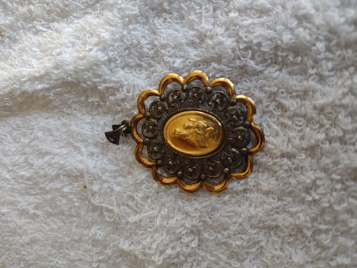 Medalla Plata Y Oro Enchapada Con Marquesitas -  Vintage 