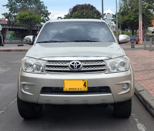 Toyota Fortuner 2.7l 4x4