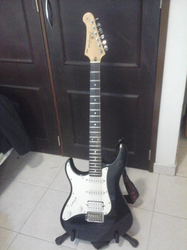 Guitarra Yamaha Pacifica 122j Zurda