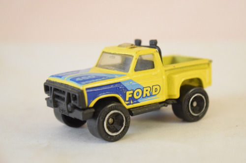 Pick Up Ford Amarilla Y Azul Matchbox Sin Caja 