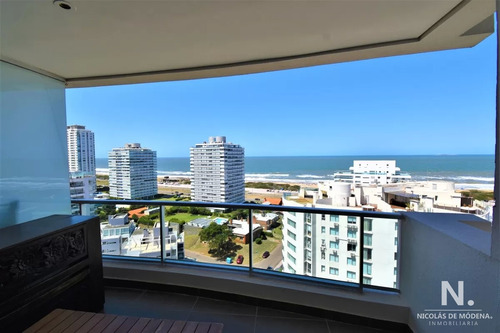 Con Hermosa Vista Le Traemos En Venta Este Comodo Departamento