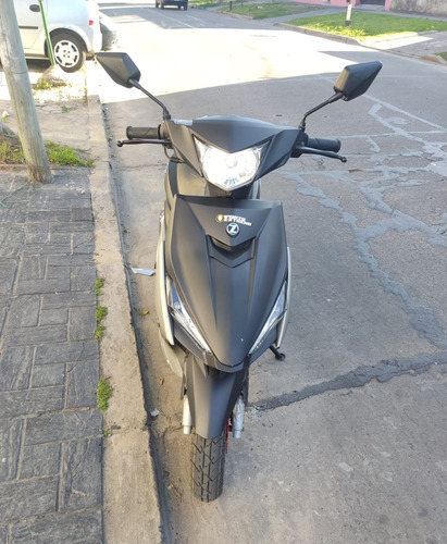 Imagen 3 de 17 de Zanella Styler 150