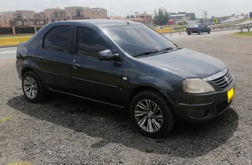 Renault Logan Dynamique 2012