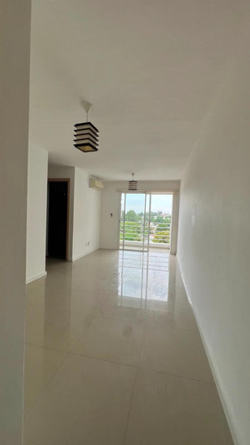 Alquiler Apartamento En Torres Parque Atahualpa 2 Dormitorios