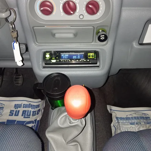 Renault Twingo 1.2 U Authentique 75 hp