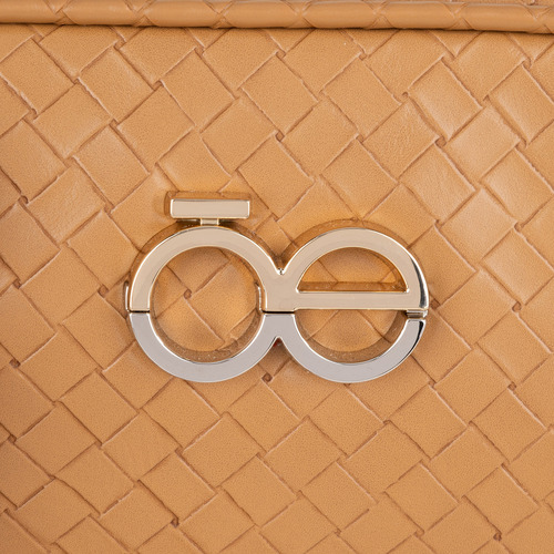 Bolsa Crossbody Cloe Kayusi I Grande Color Marrón Claro