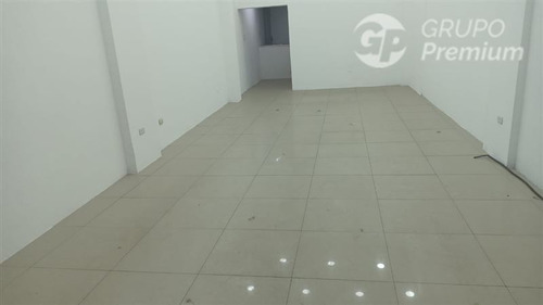 Local Comercial En Arriendo En Estación Central