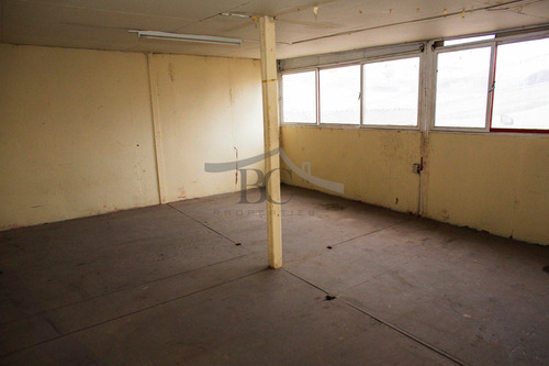 Se Arrienda Galpón De 326 M². (109591)