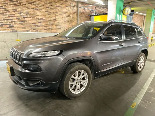 Jeep Cherokee 3.2 Longitude