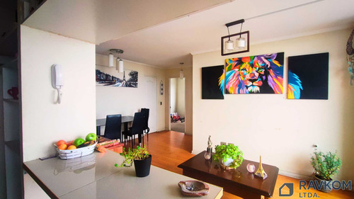 Amplio Depto Remodelado En Venta! 2d,2b,1e (97260)