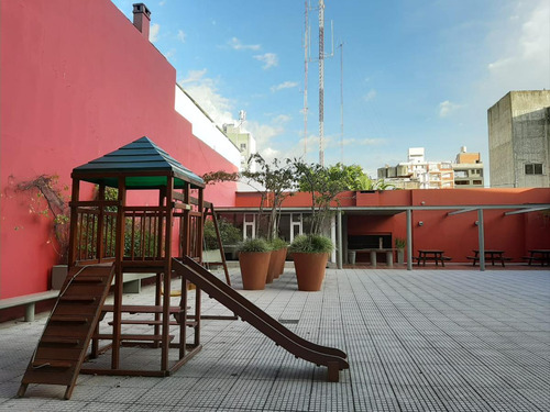 Departamento 2 Ambientes De Categoría Con Cochera En Morón Centro