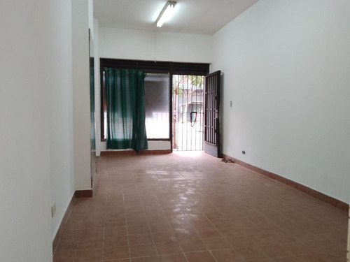 Imagen 3 de 15 de Venta Local Comercial Con Deposito Parque Patricios