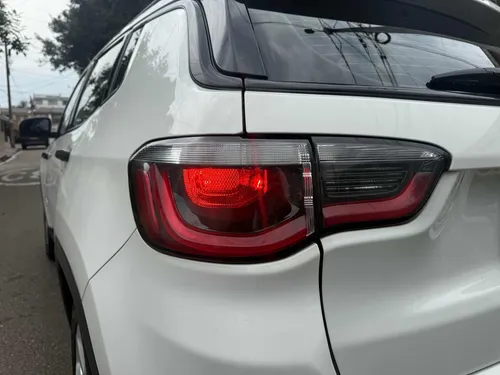 Jeep Compass 2.4 Sport 4x2