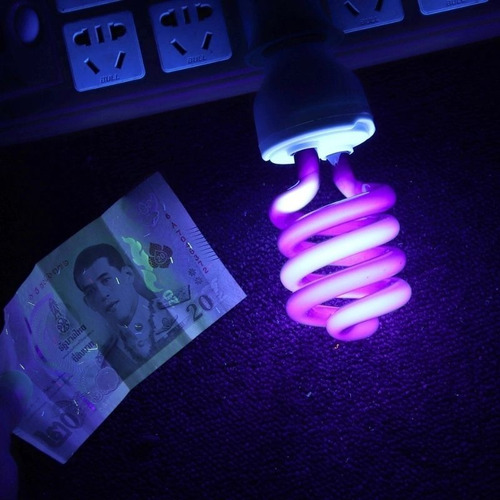 Imagen 5 de 11 de 2 X Ampolleta Ultravioleta 40w Billete Falso Insectos Fluor