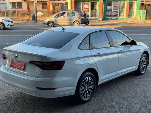 Volkswagen Vento 1.4 Comfortline 150cv At