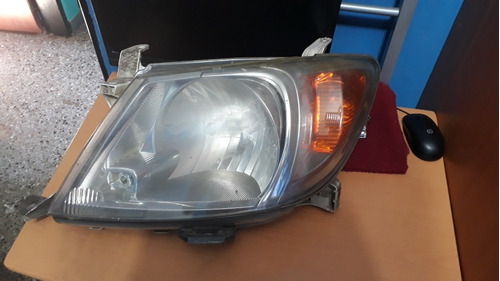 Faro Toyota Hilux Kavak Original