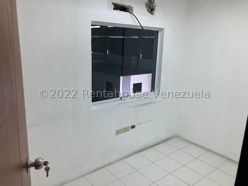 Imagen 5 de 14 de Rentahouse Yasneida Morillo 22-17423 Parque Industrial Casti