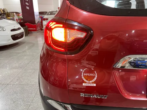 Renault Captur 2.0 Iconic At