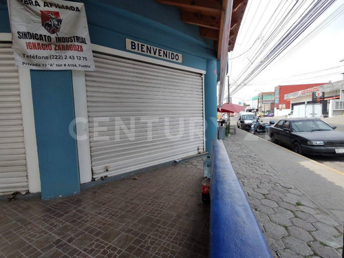 Local Comercial En Venta De 119 M2 Totales, Sobre Camino Real A Cholula, Puebla