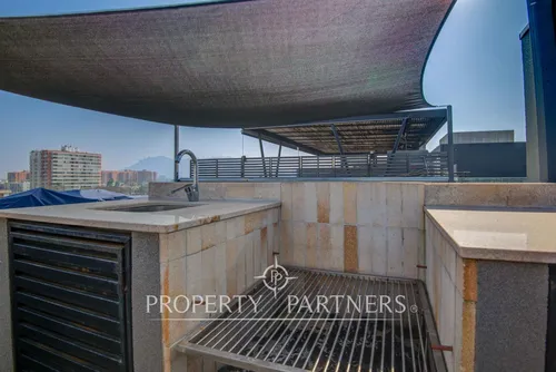 Penthouse Dúplex Con Vista Despejada En Moderno Ed...