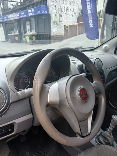 Fiat Palio 1.4 Attractive Flex 5p