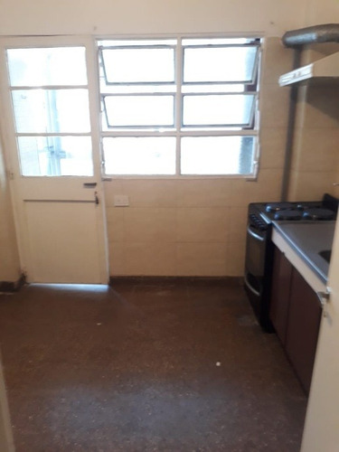 Imagen 3 de 9 de Departamento En Alquiler En Ramos Mejia Norte