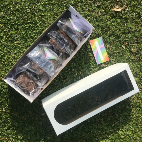 Brownies Fudge Chocolate Con Caja Moño Y Tarjeta Para Regalo