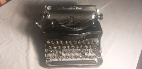 Antigua Máquina De Escribir Marca Remington Rand Model 1