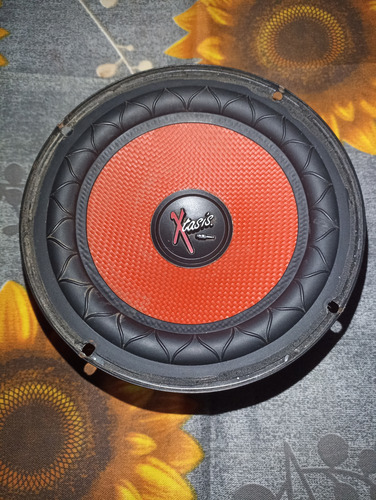 Subwoofer Xtasis De 6.5 Pulgadas Negro (Usado)
