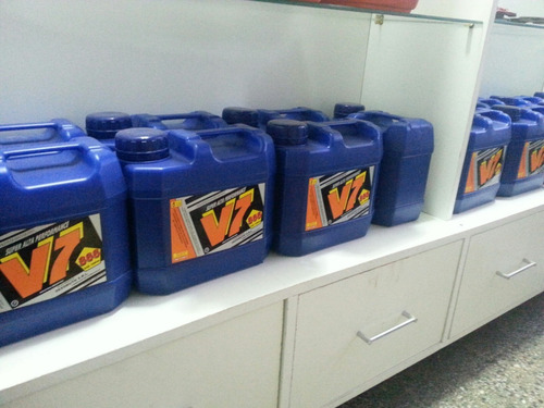 Imagen 3 de 5 de V7 Aceite Para Vehiculos De Competición