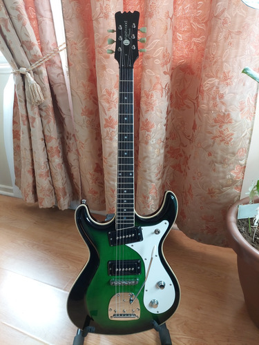 Guitarra Eastwood Sidejack Dlx Green Burst Modelo Mosrite