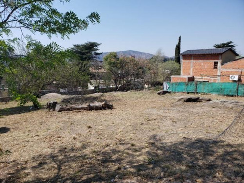 Lote En Villa Del Lago 1050m2