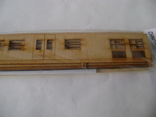 Imagen 3 de 7 de Nico Coche China Cnr Pasaj Furgon Kit Fibrofacil H0 (mnt 63)
