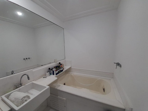 Imagem 15 de 30 de Murano Imobiliária Aluga Apartamento De 4 Quartos Em Itapuã, Vila Velha - Es. - 1009