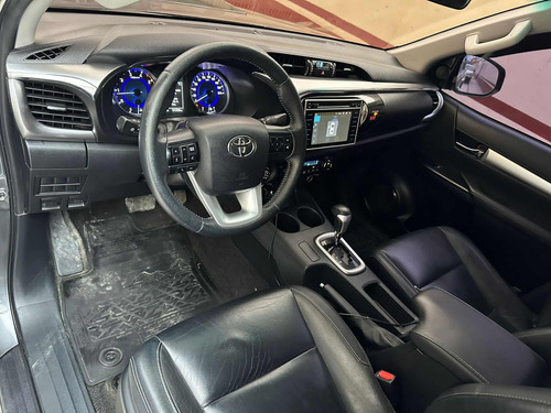 Imagen 6 de 11 de Toyota Corolla Se Plus