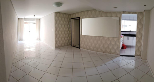 :vendo Lindo Residencial Saint Phellipe 2/4
