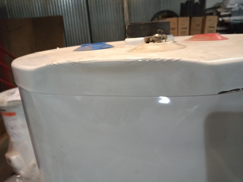 Imagen 4 de 7 de Termotanque De Pie Gas Saiar 150 Lts Multi Tpg150msa. Outlet