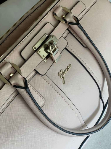Cartera Guess