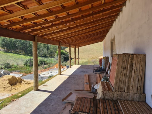 Imagem 27 de 30 de Linda Chácara Com 04 Dormitórios, Piscina, Salão De Jogos, Bem Localizada, À Venda, 1000 M² Por R$ 450.000 - Zona Rural - Pinhalzinho/sp - Ch0982