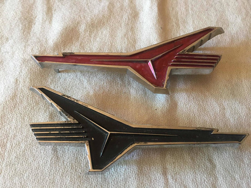 Insignias Laterales Ford Thunderbird Metalicas
