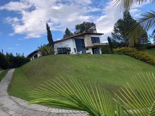 Encantadora Finca En Venta En El Cármen De Viboral