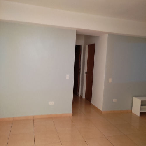 Imagen 10 de 17 de En Excelente Zona De Guatire, Apto. Alquiler Remodelado Y Equipado Castillejo, Guatire, Miranda