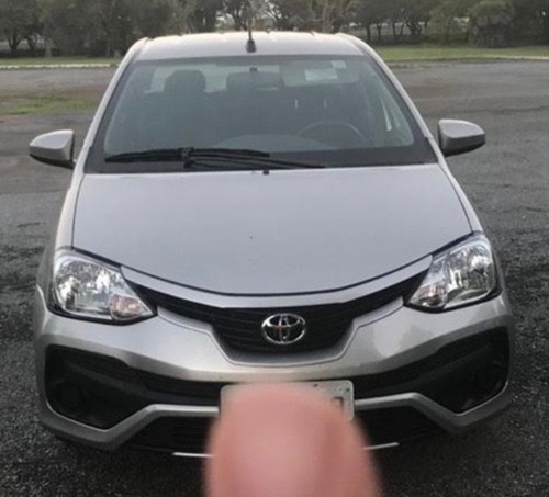 Toyota Etios Sedan X 15l Mt