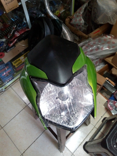 Imagen 2 de 2 de Farola Carenaje Cb 110 Verde Candy
