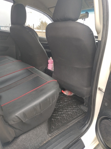 Imagen 10 de 14 de Toyota Hilux 2017 2.4 Cd Dx 150cv 4x2