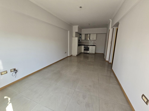 Excelente Departamento Con 2 Coceras - Apto Profesional